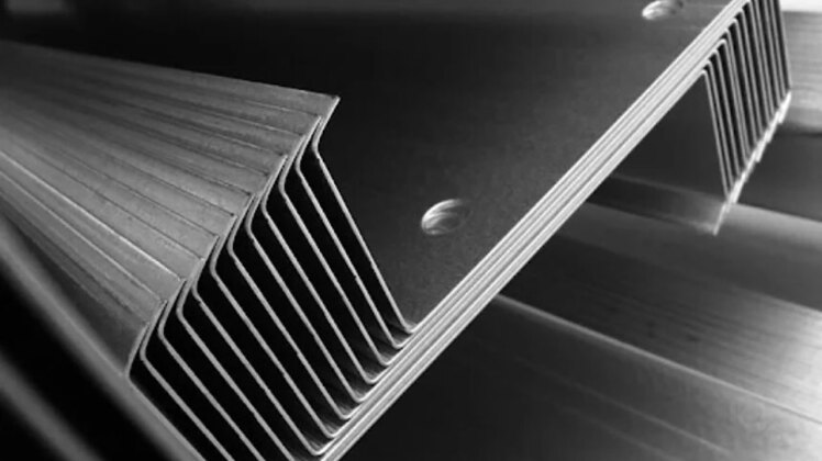 نوسان قیمت‌ها در بازار پروفیل